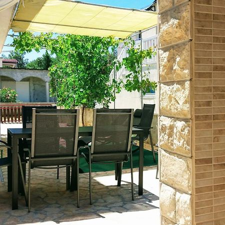 Apartments Jolic Вир Екстер'єр фото