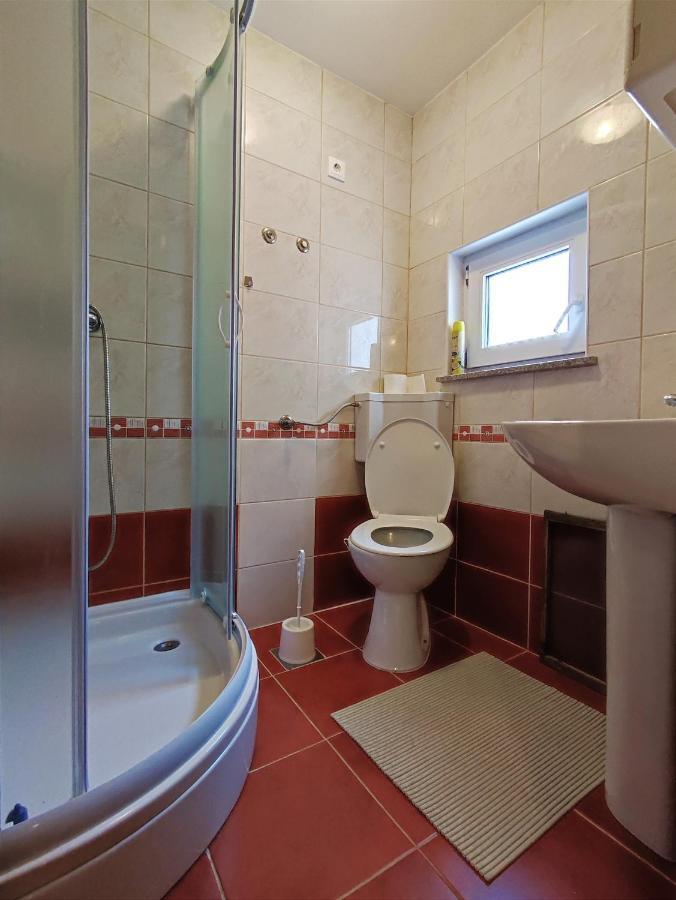 Apartments Jolic Вир Екстер'єр фото