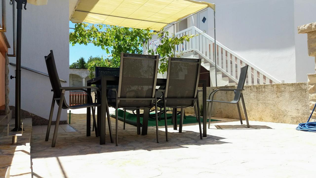 Apartments Jolic Вир Екстер'єр фото